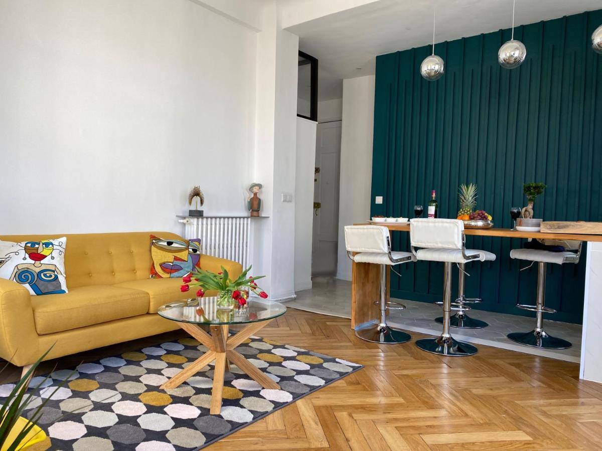 2 Bedroom - Hyper Center - Kitchen - Tramway - Balcony - Air Conditioner - Wifi Nice Ngoại thất bức ảnh
